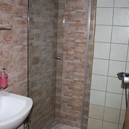 בית הארחה My חאניה